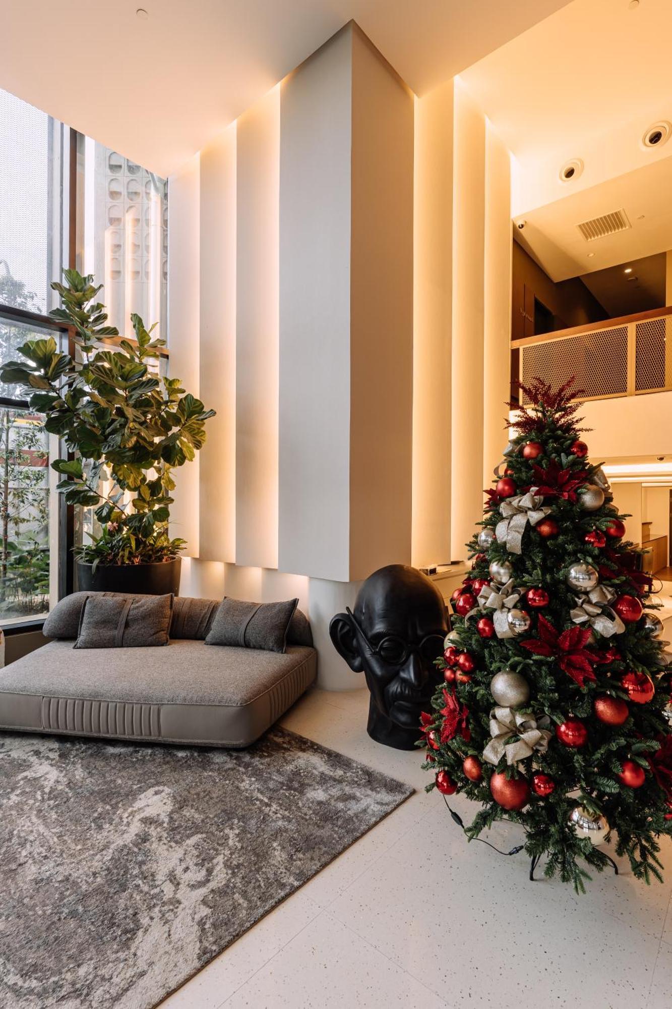 קוצ'ינג Impiana By Roxy Hotel מראה חיצוני תמונה